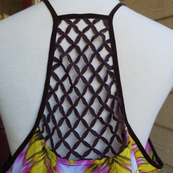 A.n.a New Approach Petite Pink Chevron Print Chiffon Blouse w/ Lattice Back - Picture 6 of 7